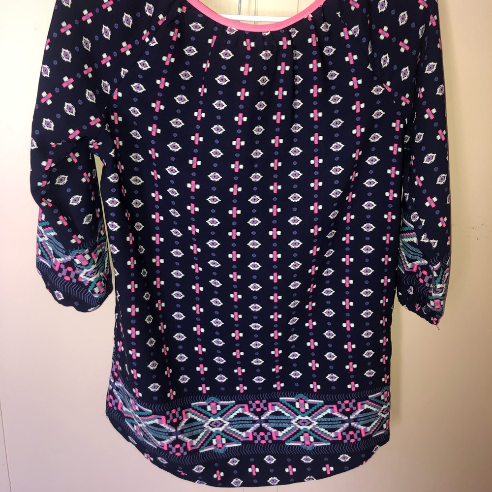 Patterned Girls Blouse - Picture 2 of 3
